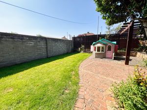 Photo 18- click for photo gallery